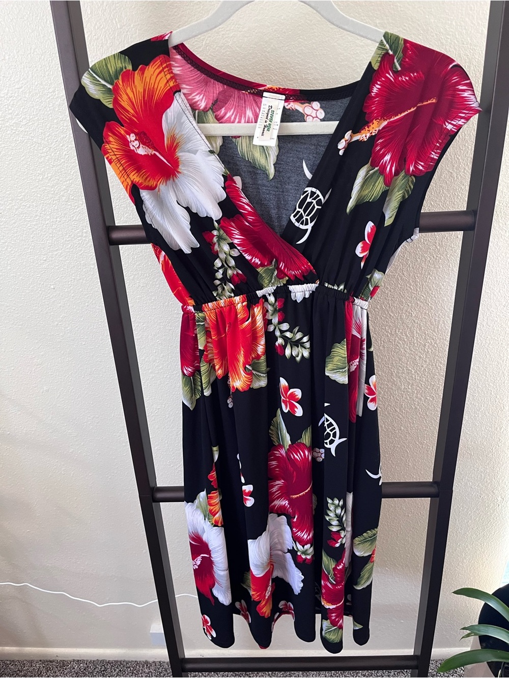 Black Floral Tropical Wrap-Style Casual Dress